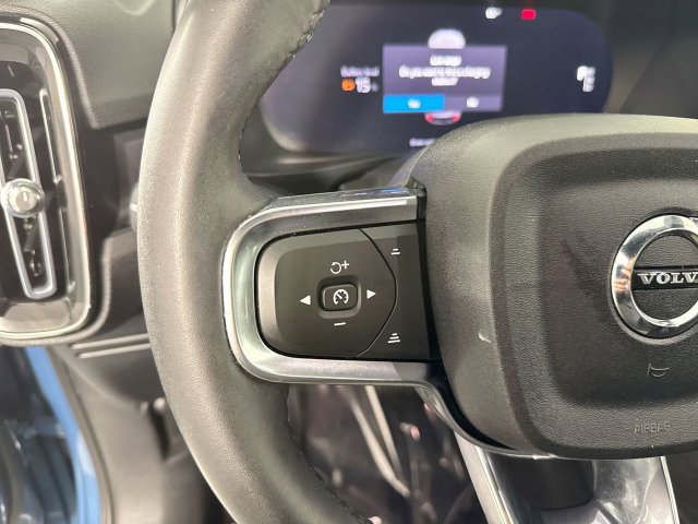 Used 2023 Volvo XC40 Recharge Plus AWD/4WD image 12