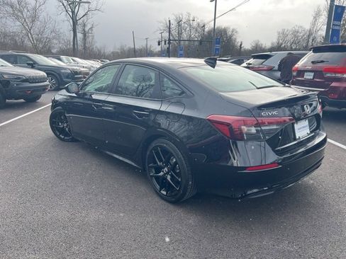 Used 2025 Honda Civic Sport image 29
