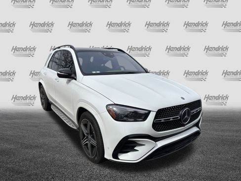 Used 2024 Mercedes-Benz GLE 450e 4MATIC image 2