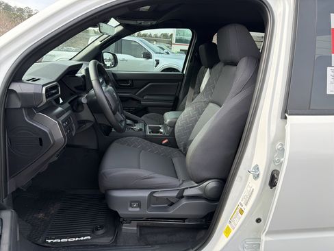 New 2026 Toyota Tacoma SR5 AWD/4WD image 9