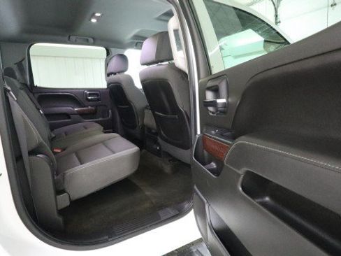 Used 2015 GMC Sierra 1500 SLE w/ SLE Value Package AWD/4WD image 11