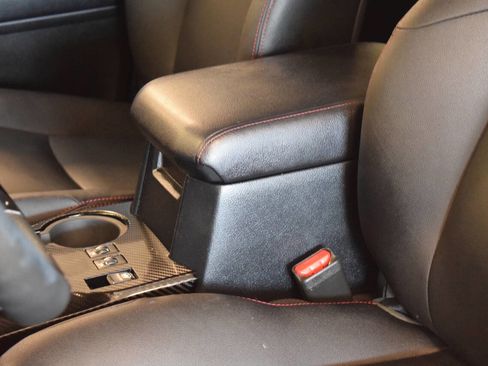 Used 2018 Toyota 4Runner TRD Off-Road Premium image 93