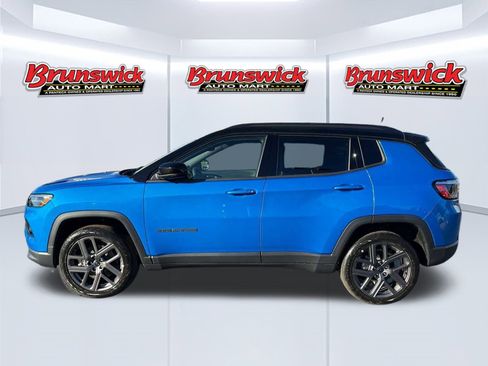 New 2026 Jeep Compass Limited image 3