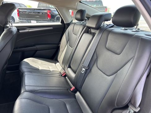 Used 2013 Ford Fusion Titanium w/ Titanium Driver Assist Pkg FWD image 37