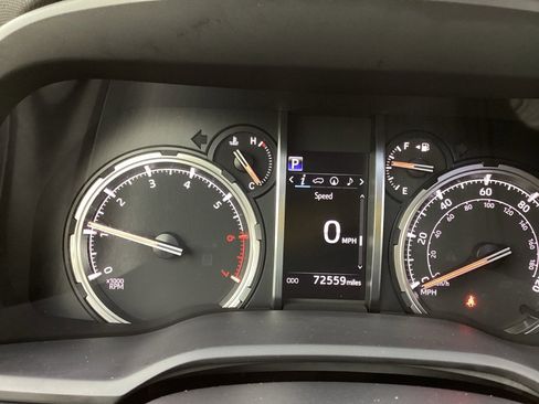 Used 2020 Toyota 4Runner TRD Off-Road Premium image 13