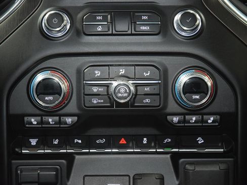 Used 2023 GMC Sierra 2500 AT4 w/ AT4 Premium Plus Package image 35