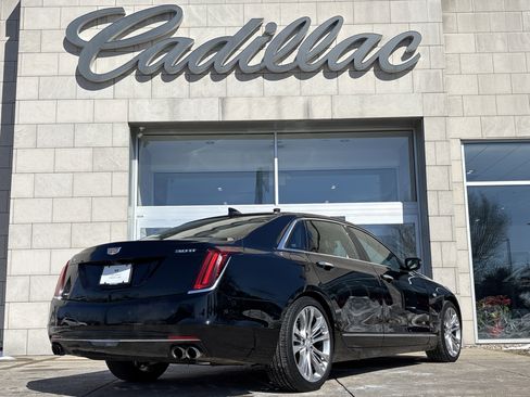Used 2017 Cadillac CT6 Platinum image 4