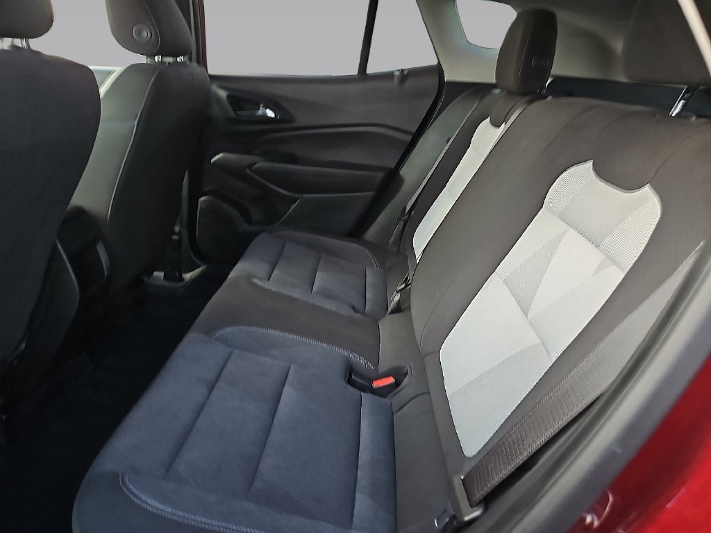 Used 2024 Chevrolet Trax LS w/ LS Convenience Package FWD image 10