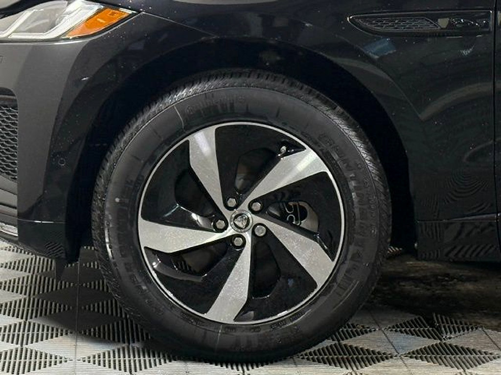 New 2026 Jaguar F-PACE R-Dynamic S AWD/4WD image 13