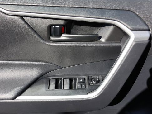 Used 2023 Toyota RAV4 LE image 36