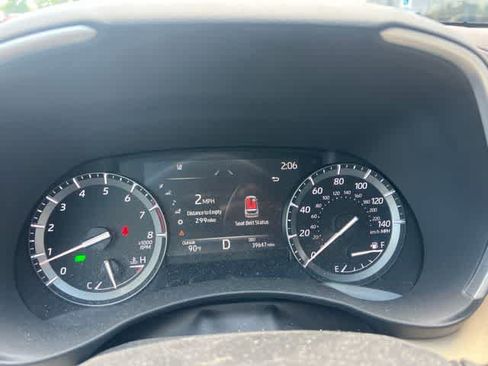 Used 2021 Toyota Highlander XLE FWD image 20