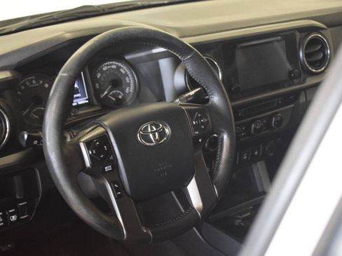 Used 2017 Toyota Tacoma TRD Pro AWD/4WD image 71