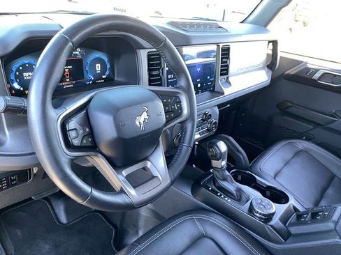 Certified 2025 Ford Bronco Badlands AWD/4WD image 18