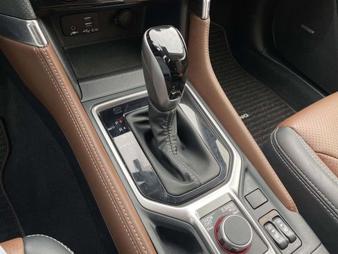 Used 2023 Subaru Forester Touring image 23