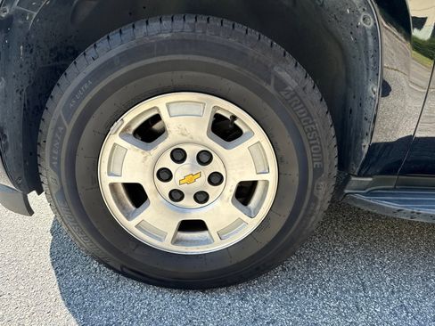 Used 2014 Chevrolet Tahoe LT RWD image 8