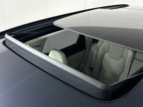 New 2026 Volvo XC60 B5 Ultra w/ Climate Package PRO image 20