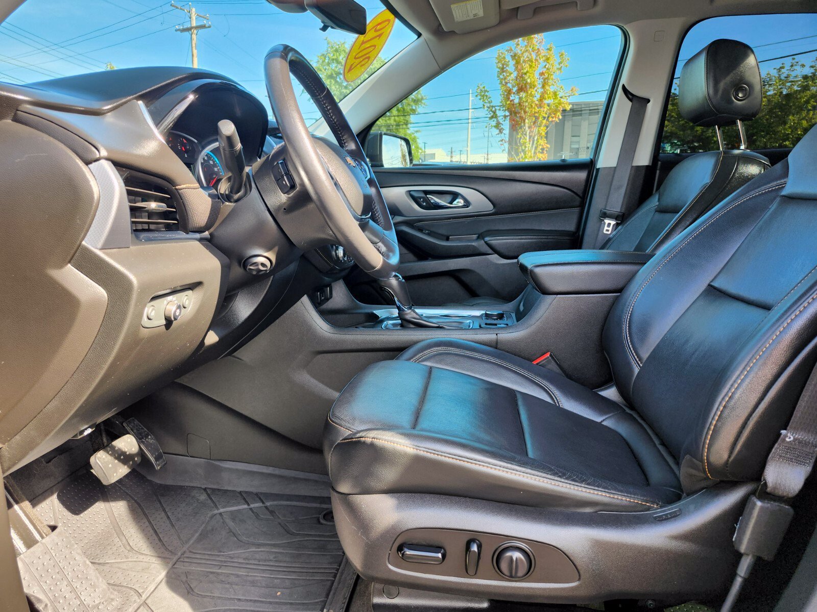 Used 2019 Chevrolet Traverse Premier w/ LPO, Floor Liner Package AWD/4WD image 17