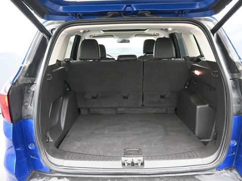 Used 2019 Ford Escape SEL image 9