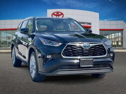 Used 2021 Toyota Highlander Limited