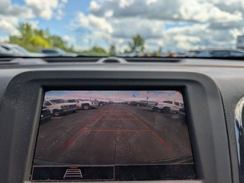 Used 2024 Chevrolet Equinox RS AWD/4WD image 15