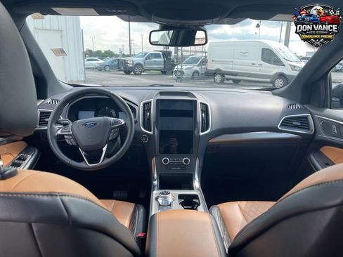 Used 2024 Ford Edge Titanium w/ Titanium Elite Package AWD/4WD image 12