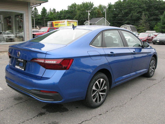 Used 2024 Volkswagen Jetta S FWD image 4