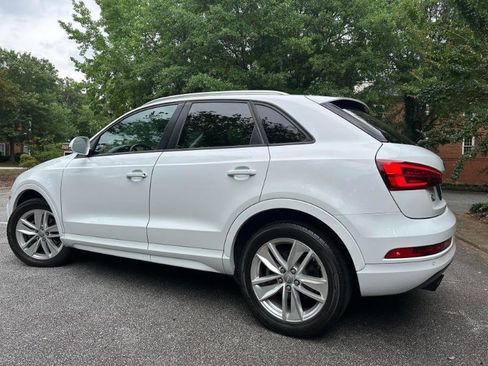 Used 2017 Audi Q3 2.0T Premium FWD image 9