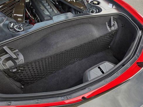 Used 2021 Chevrolet Corvette Stingray Premium Cpe w/ Z51 Performance Package image 44