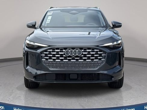 Certified 2025 Audi Q5 2.0T Premium Plus w/ Premium Plus image 3