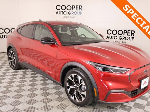 Used 2024 Ford Mustang Mach-E Select w/ Comfort Package Lite image 1