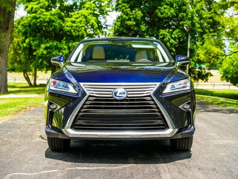 Used 2017 Lexus RX 450h AWD w/ Accessory Package image 2