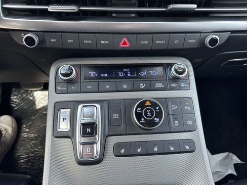 Used 2023 Hyundai Palisade SEL image 22