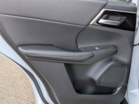 Used 2022 Mitsubishi Outlander SE image 33