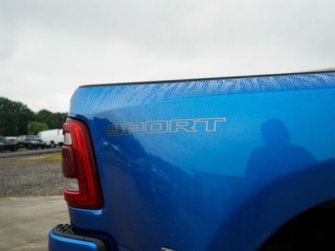 Used 2021 RAM 3500 Big Horn w/ Level B Equipment Group AWD/4WD image 19