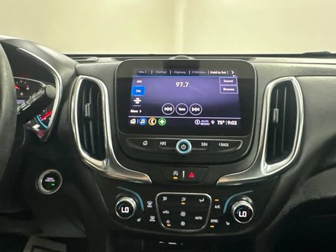 Used 2024 Chevrolet Equinox LT AWD/4WD image 45