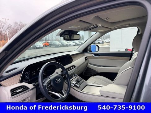 Used 2022 Hyundai Palisade Limited w/ Winter Package image 37