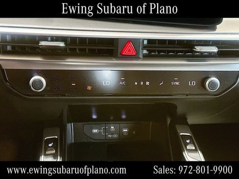 Used 2024 Kia Sorento S AWD/4WD image 16