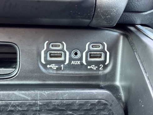 Used 2020 RAM 1500 Big Horn AWD/4WD image 31