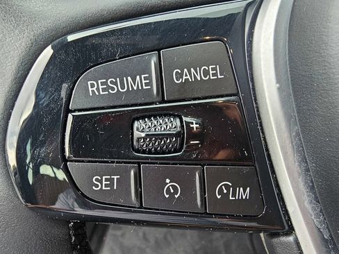 Certified 2023 BMW 540i w/ Convenience Package RWD image 20