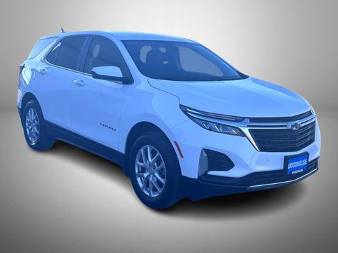 Certified 2024 Chevrolet Equinox LT w/ LPO, Floor Liner Package image 3