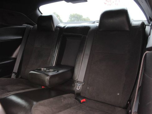 Used 2018 Dodge Challenger GT w/ GT Interior Package AWD/4WD image 14