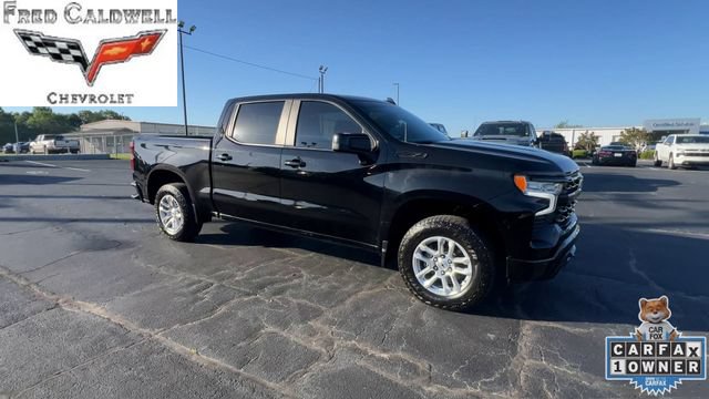 Used 2024 Chevrolet Silverado 1500 RST w/ Convenience Package II AWD/4WD image 2