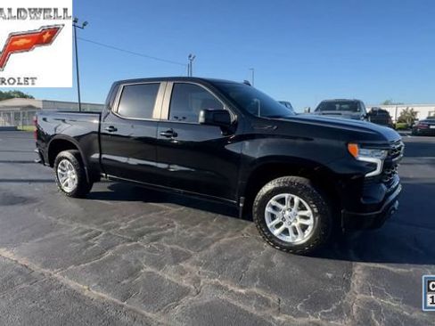 Used 2024 Chevrolet Silverado 1500 RST w/ Convenience Package II AWD/4WD image 2