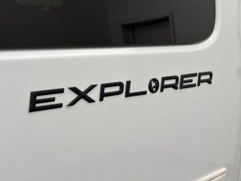 Used 2021 GMC Savana 2500 w/ Enhanced Convenience Package RWD image 53