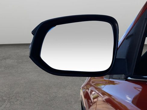 Used 2016 Toyota RAV4 SE AWD/4WD image 32
