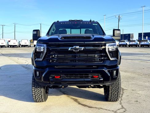 New 2026 Chevrolet Silverado 2500 LTZ w/ Trail Boss Package AWD/4WD image 4