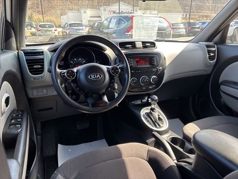 Used 2015 Kia Soul image 11
