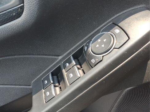 Used 2023 Ford Escape ST-Line Select AWD/4WD image 16