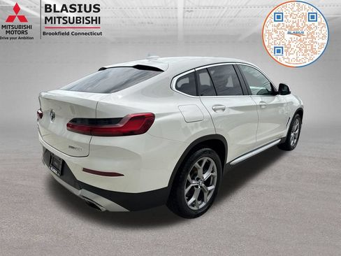 Used 2025 BMW X4 xDrive30i AWD/4WD image 13