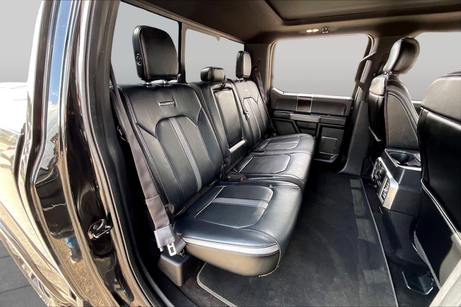 Used 2018 Ford F150 Platinum w/ Equipment Group 701A Luxury AWD/4WD image 19